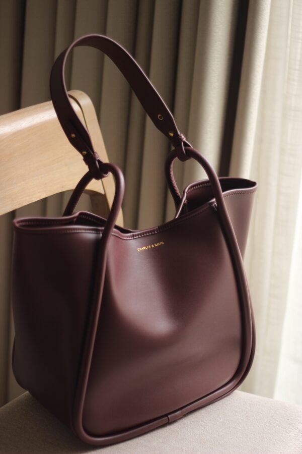 Charles & keith - Lyla Tubular Slouchy Tote Bag - burgundy