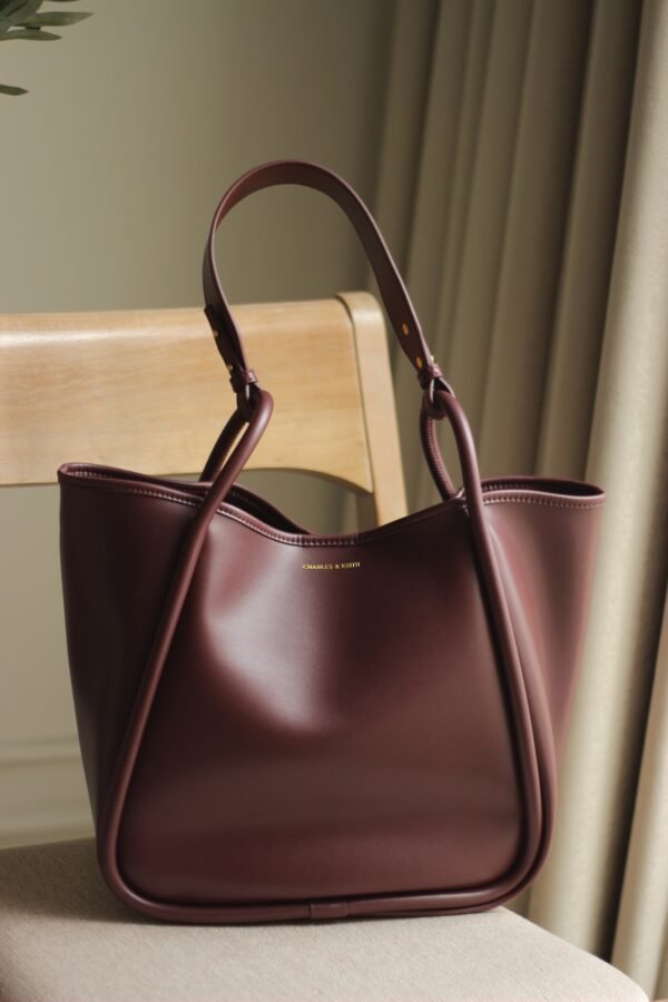 Charles & keith - Lyla Tubular Slouchy Tote Bag - burgundy - Image 5