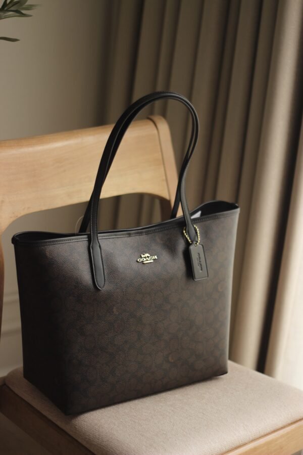 Coach City Tote Bag In Signature Canvas - Image 4
