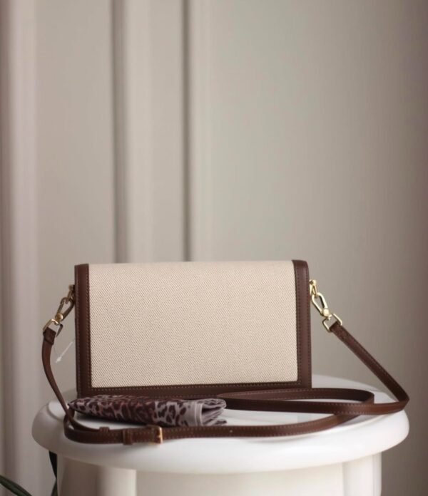 CHARLES & KEITH - Image 3