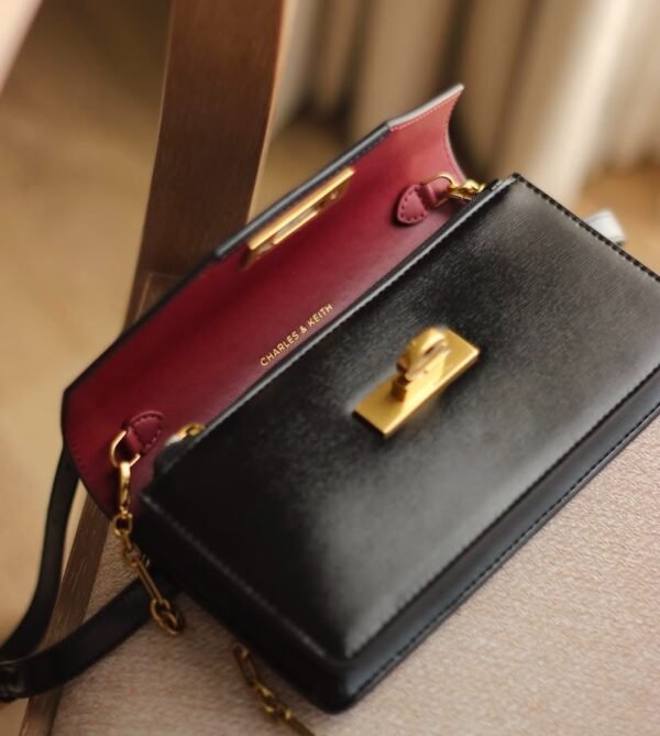CHARLES & KEITH - Image 2