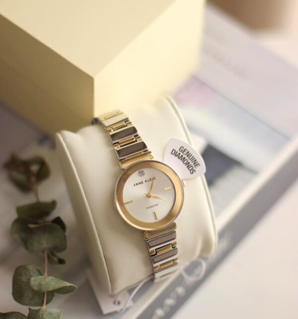 ANNE KLEIN