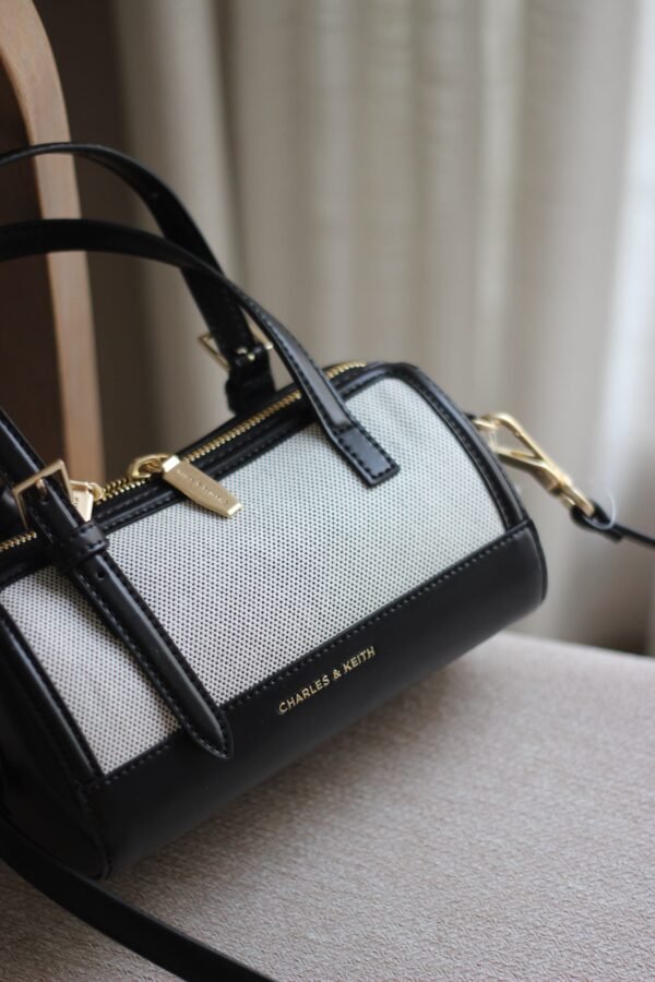 Charles & keith - black canvas - Image 2