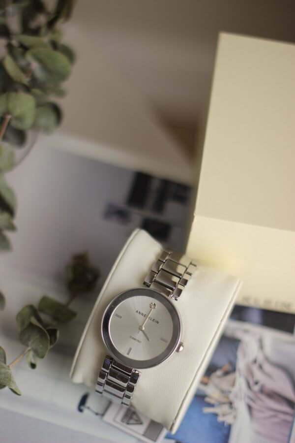 Anne Klein - Image 2