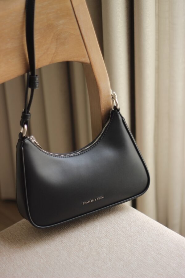 CHARLES & KEITH - Image 2