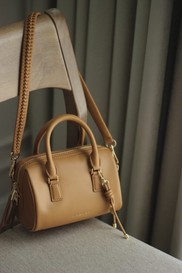 CHARLES & KEITH - Image 3