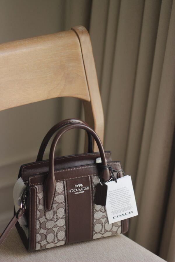 Coach - top handle plum - medium size