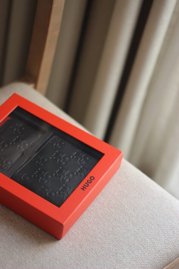 HUGO BOSS gift box wallet&card holder - Image 2