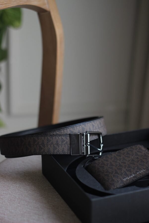 Michael kors gift box Belt & wallet - Image 2