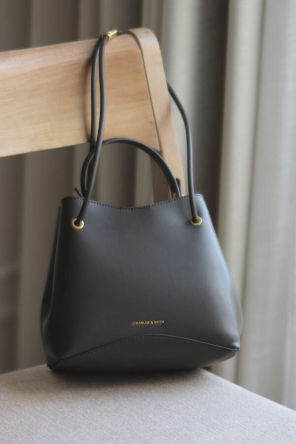 Sybill geometric bucket bag - charles&keith