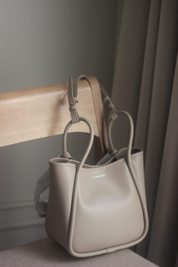 Mini lyla tote bag - charles & Keith - Image 2