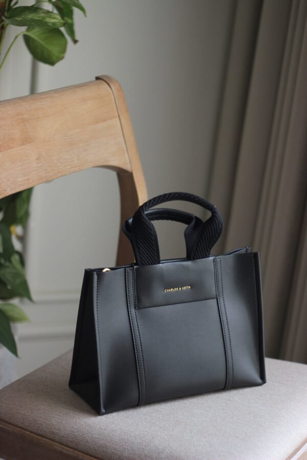 Medium tote bag - charles & keith