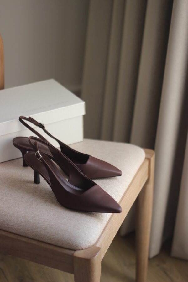 CHARLES&KEITH DARK BROWN HEELS - Image 2