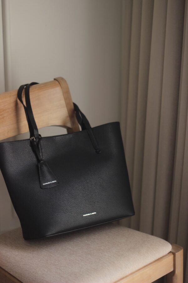 Charles & keith tote bag black - Image 3