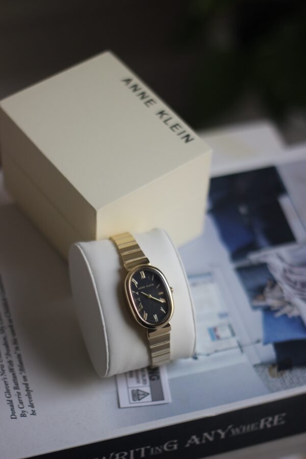 Anne klein - gold&black
