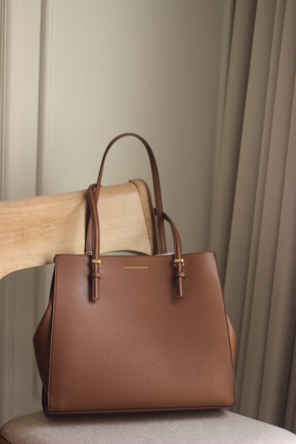 CHARLES&KEITH SANSA TOTE BAG