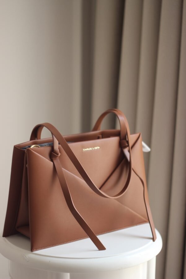 Midori Geometric Tote Bag - Tan
CHARLES&KEITH - Image 3