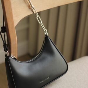 CHARLES KEITH
Shoulder and crossbody