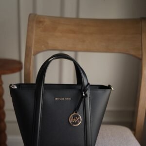 Black Michael kors bag - Medium size