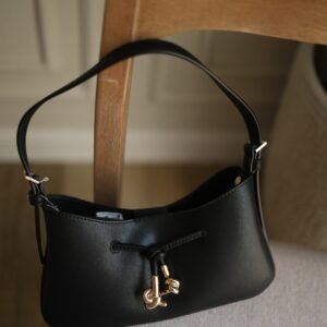 Mila Recycled Suede Shoulder Bag - black
Charles&keith