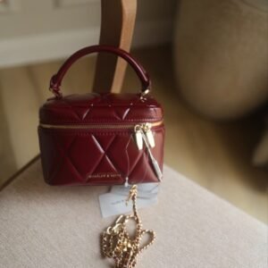 Mini arwen - charles&keith burgundy
