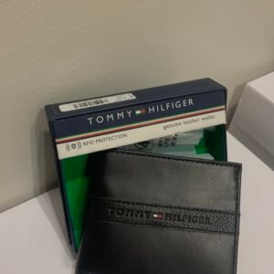 Tommy hilfiger men wallet