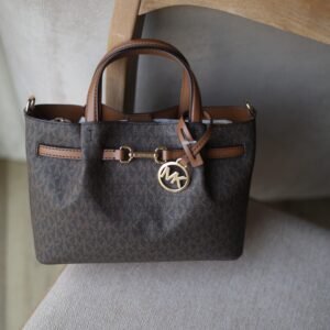 Michael kors carson small signature