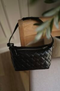 Ivette Woven Shoulder Bag - Noir