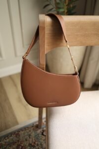 Agatha Chain-Strap Shoulder Bag - Chocolate