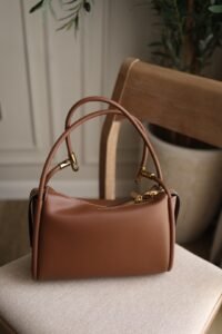 Lyla Tubular Slouchy Shoulder Bag chocolate - CHARLES&KEITH