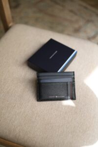 TOMMY HILFIGER AM0AM- black