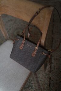Voyager Michael kors