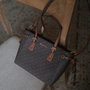Voyager Michael kors